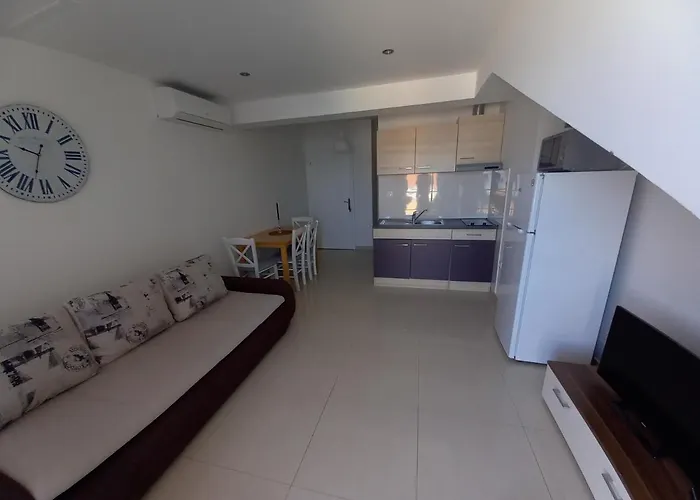 Sanja-biograd Apartman Biograd Na Moru