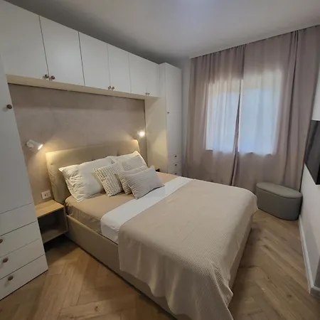 Sanja-biograd *